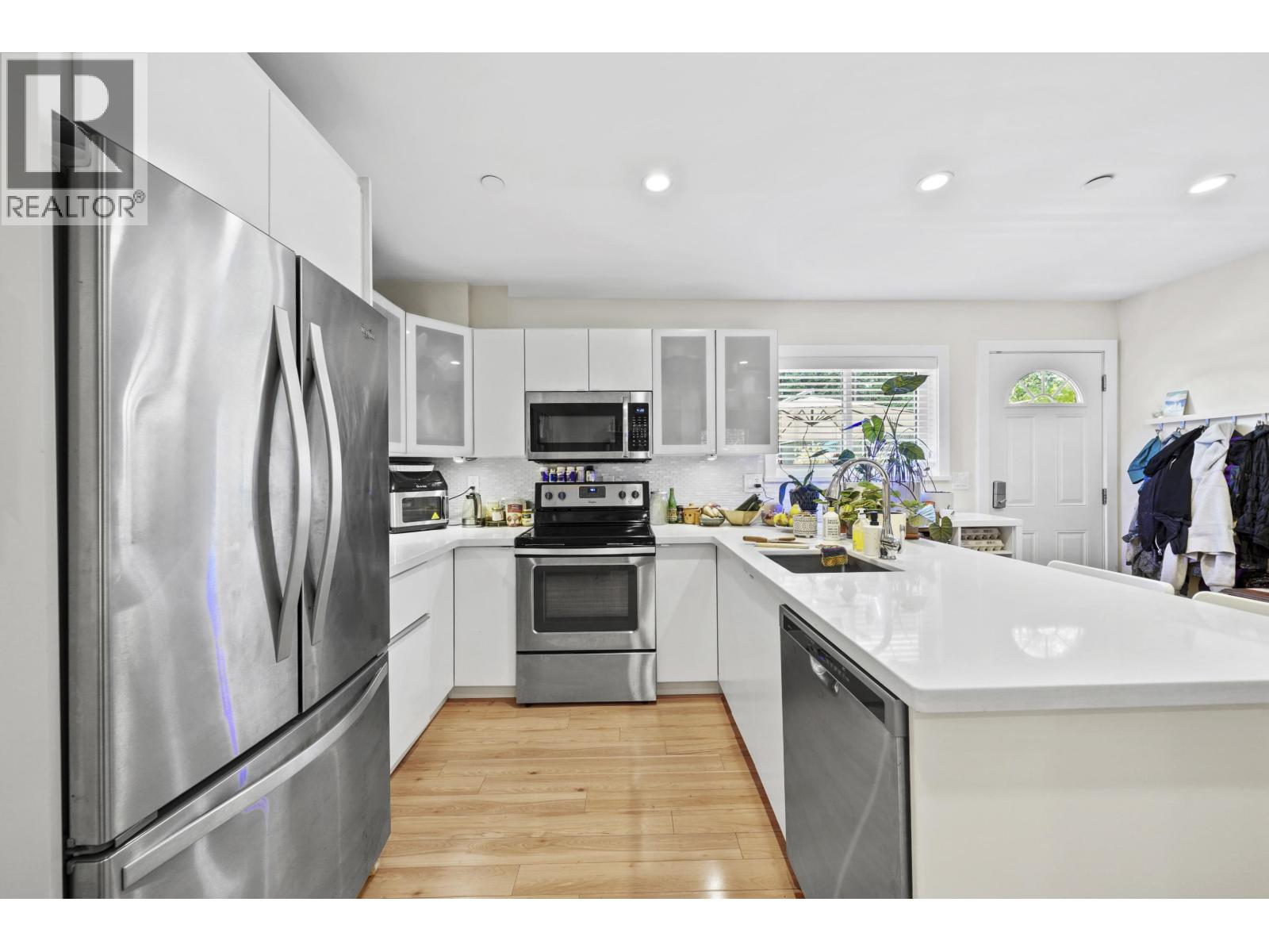 3759 COAST MERIDIAN ROAD, Port Coquitlam