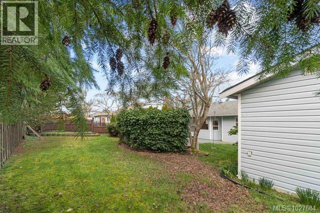 732 Humphrey Rd, Parksville