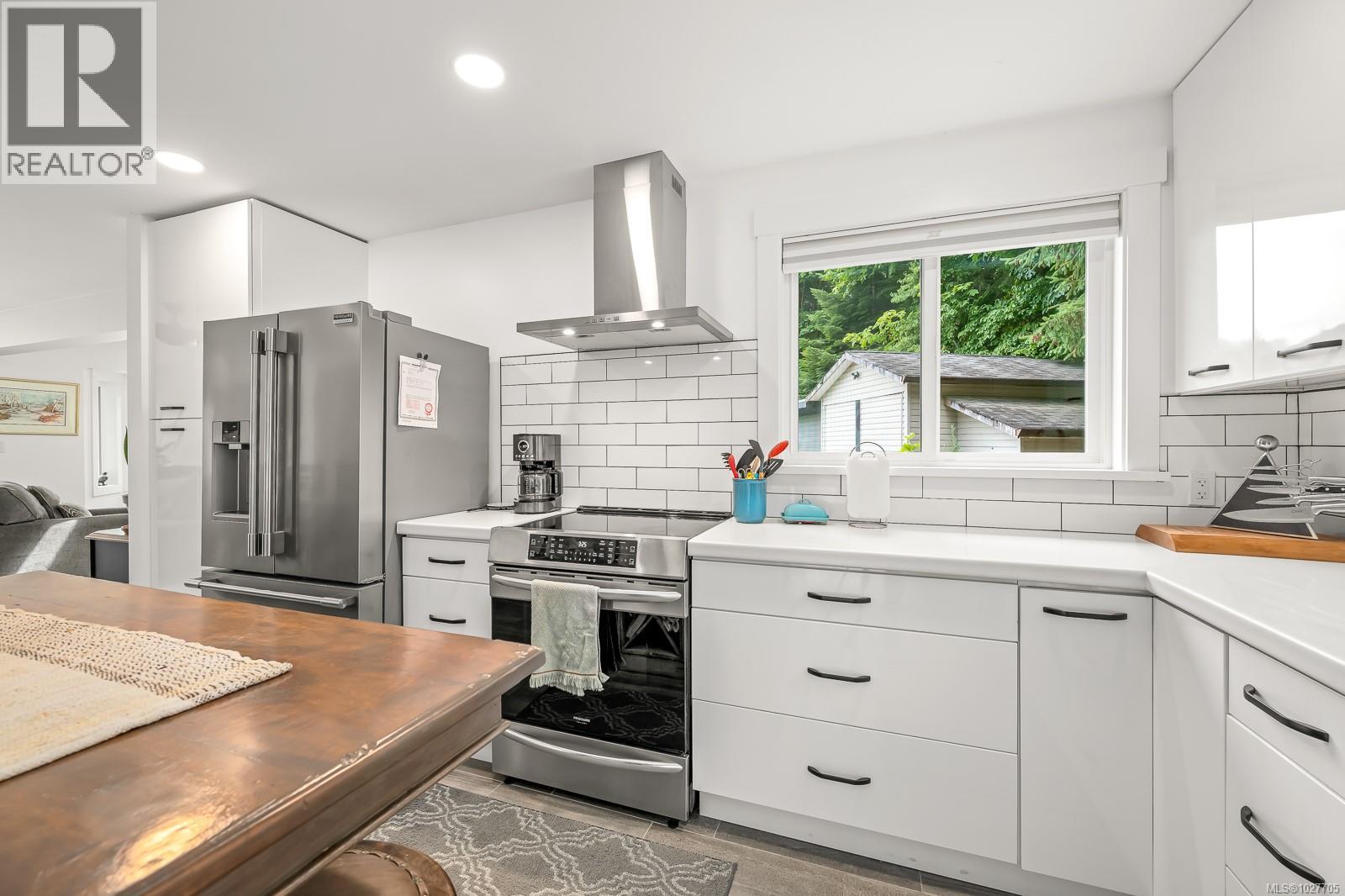 3840 SMALL Rd, Courtenay