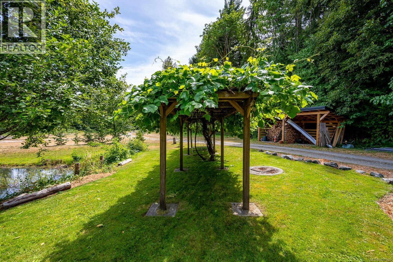 3840 SMALL Rd, Courtenay