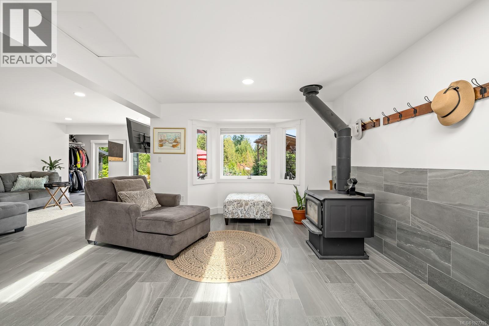 3840 SMALL Rd, Courtenay