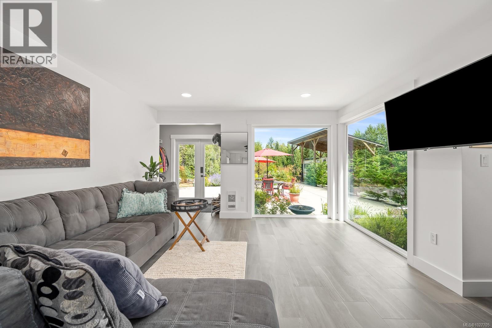 3840 SMALL Rd, Courtenay