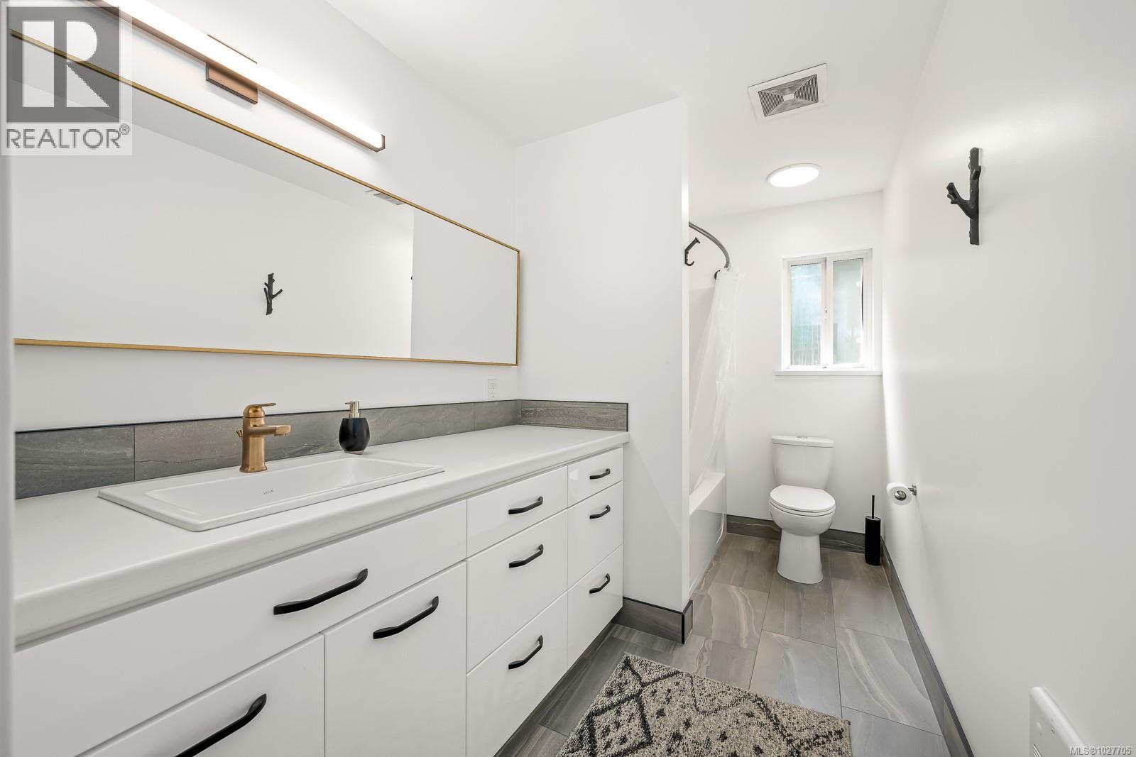 3840 SMALL Rd, Courtenay