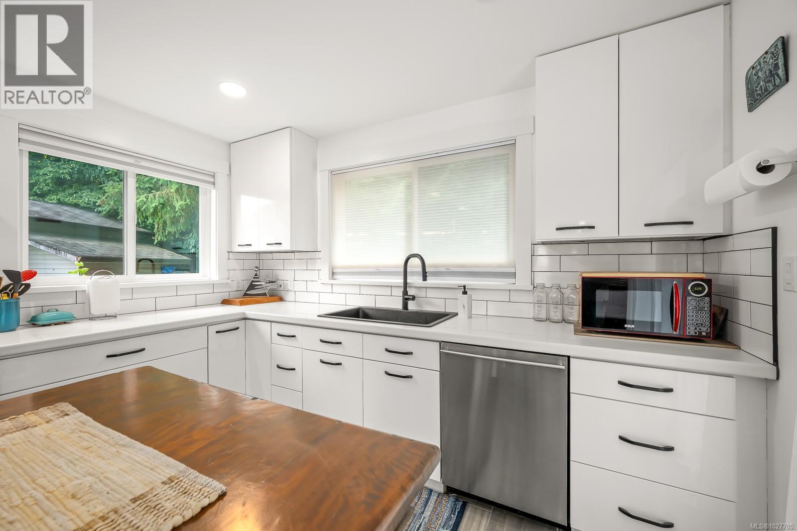 3840 SMALL Rd, Courtenay