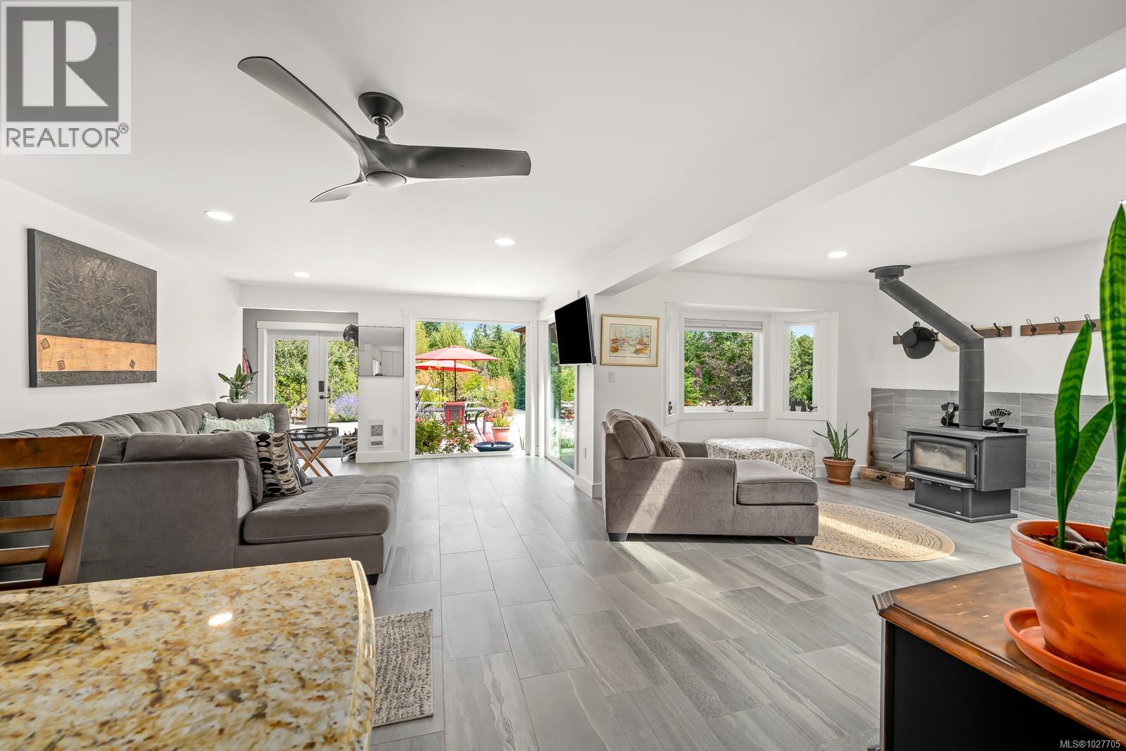 3840 SMALL Rd, Courtenay