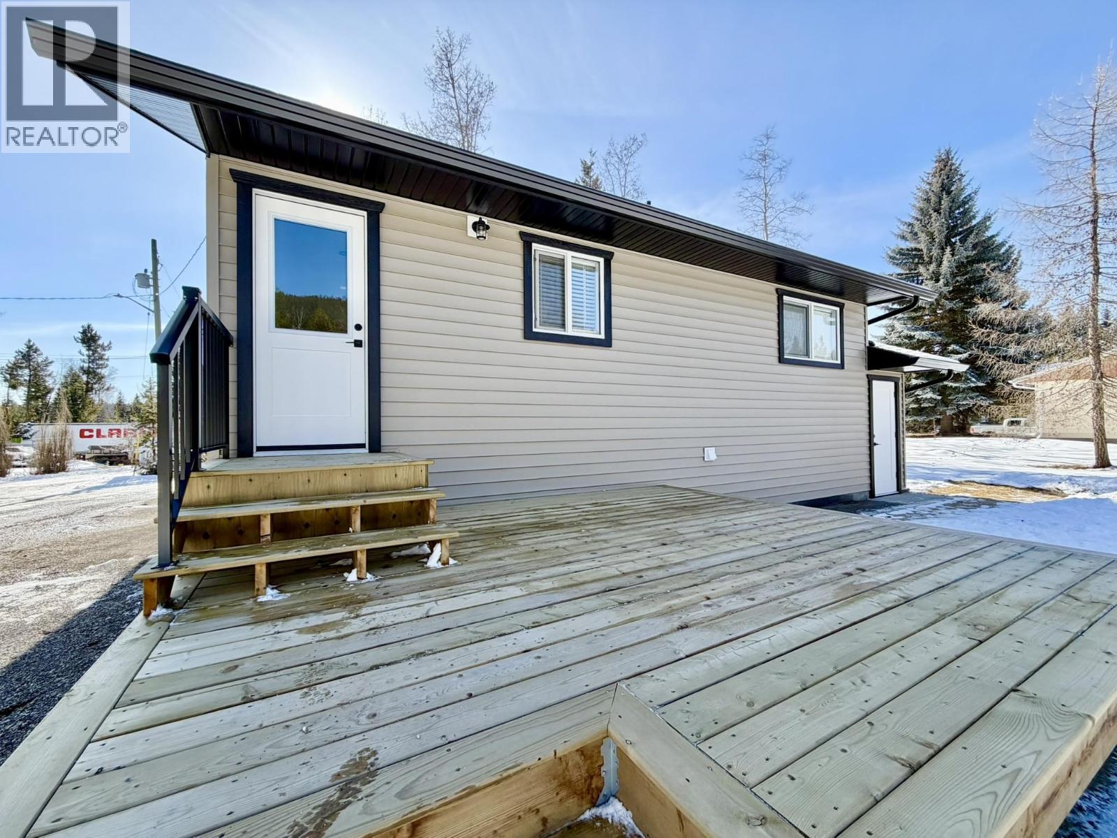 5901 HORSE LAKE ROAD - 7