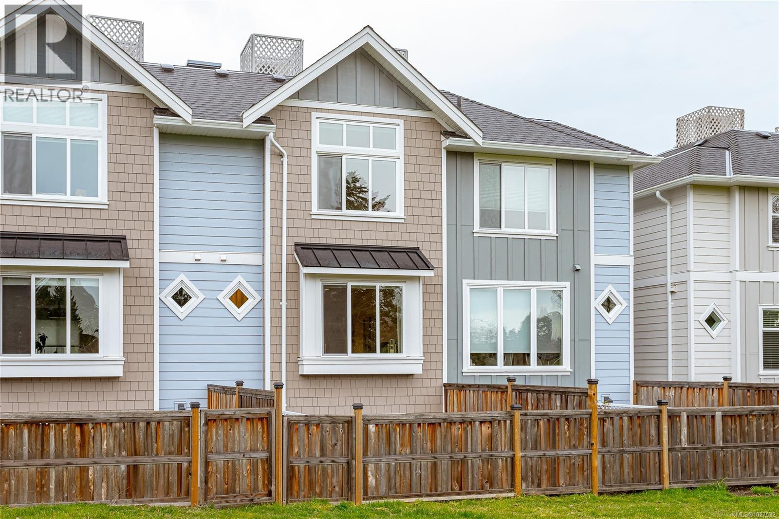 13 10480 Resthaven Drive, Sidney