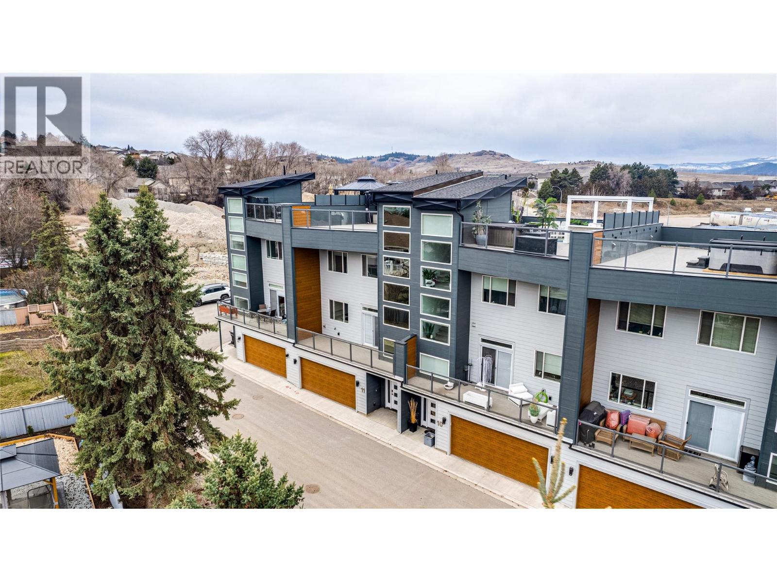 11 1039 Mt. Fosthall Drive, Vernon