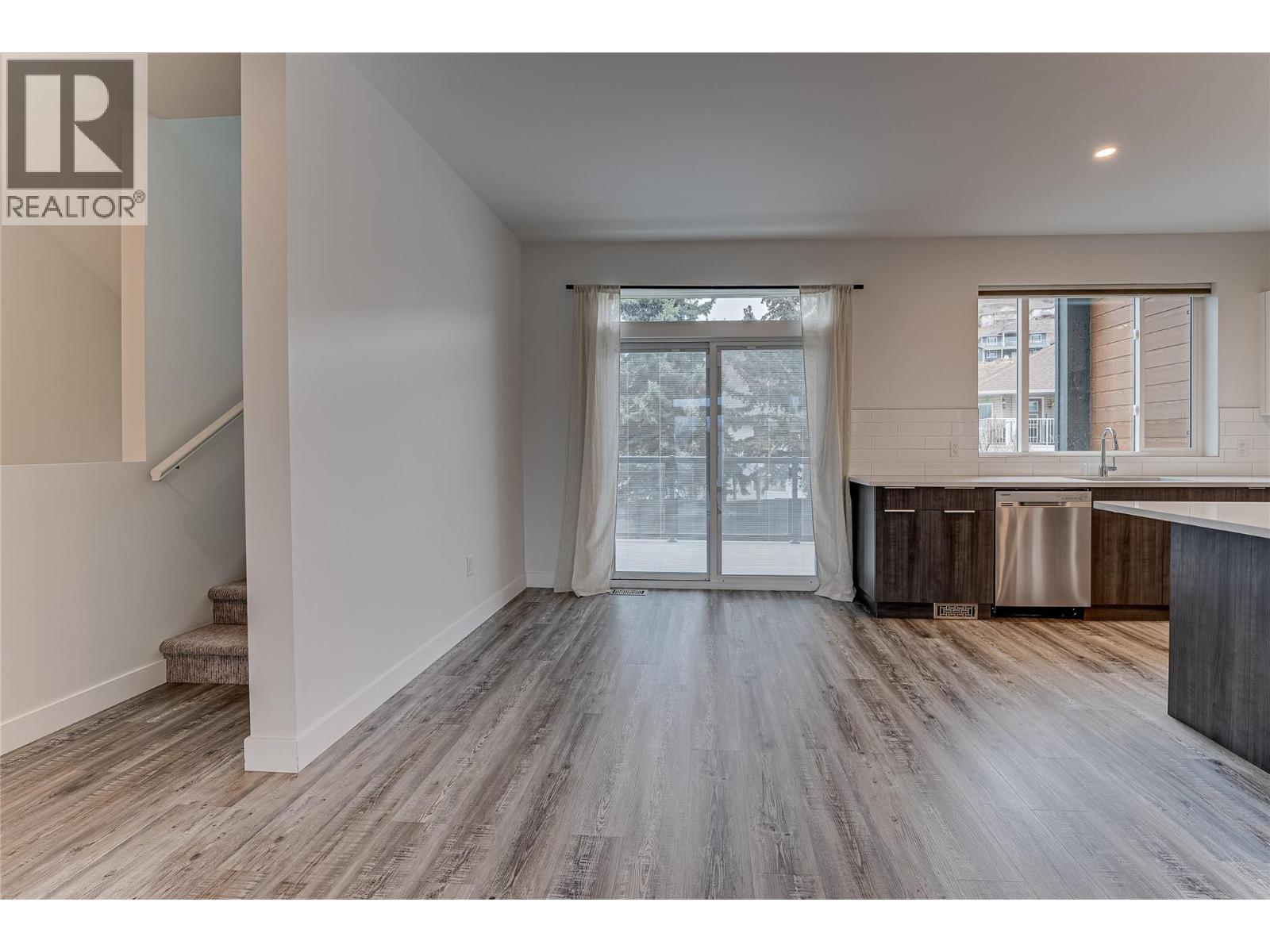 11 1039 Mt. Fosthall Drive, Vernon