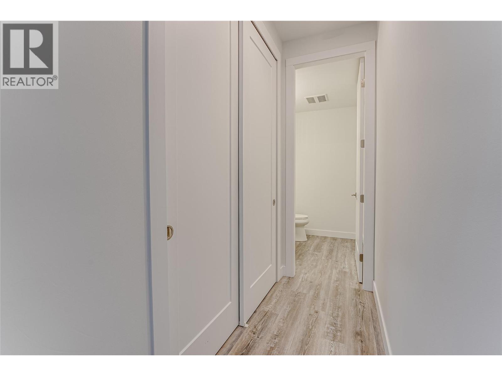 11 1039 Mt. Fosthall Drive, Vernon