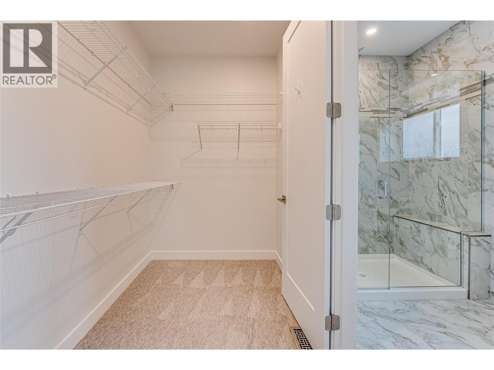 11 1039 Mt. Fosthall Drive, Vernon