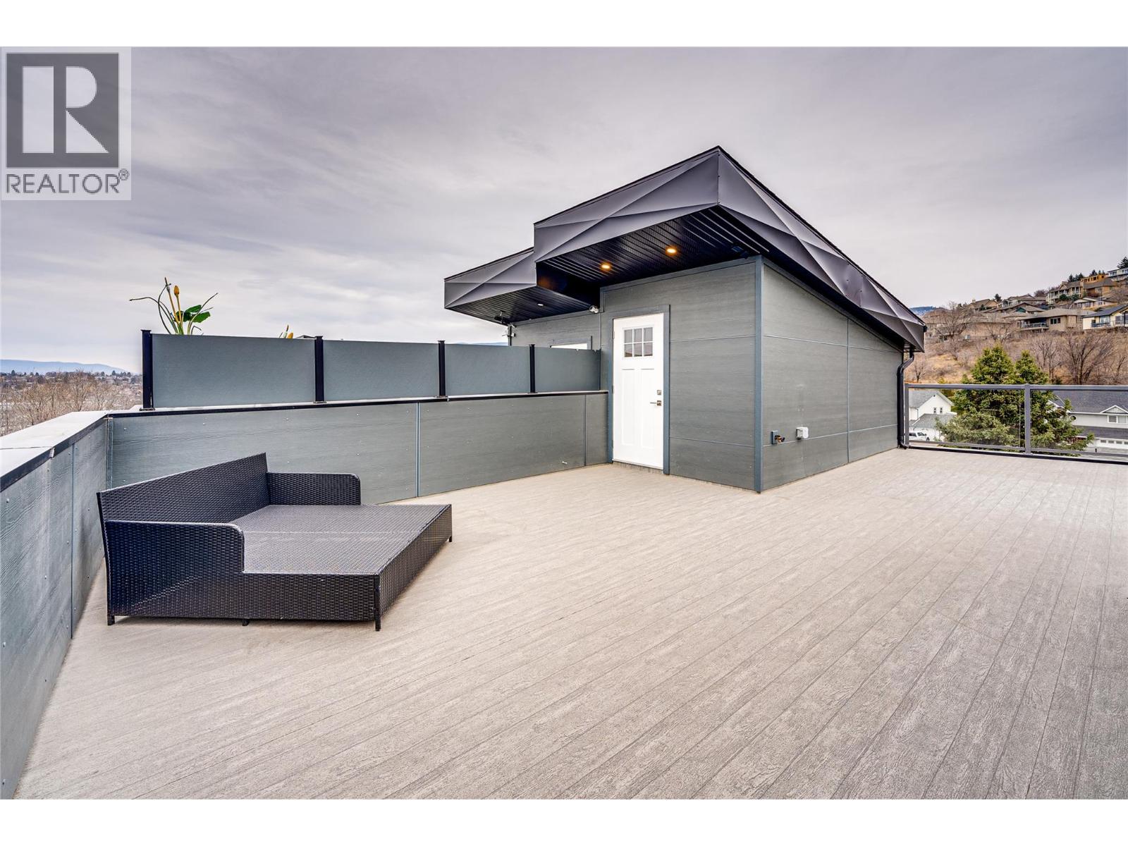 #11 1039 Mt. Fosthall Drive - 38