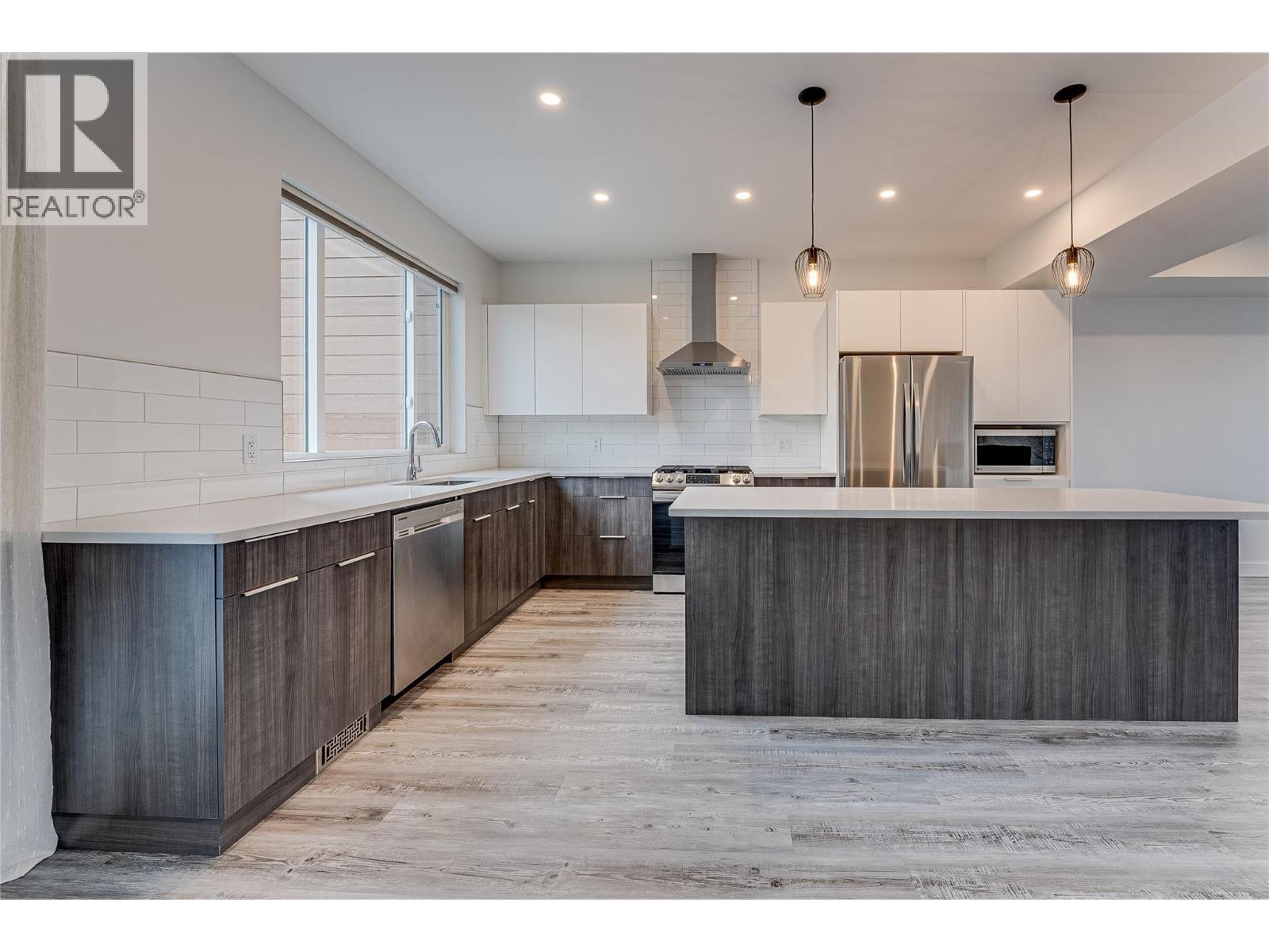 11 1039 Mt. Fosthall Drive, Vernon