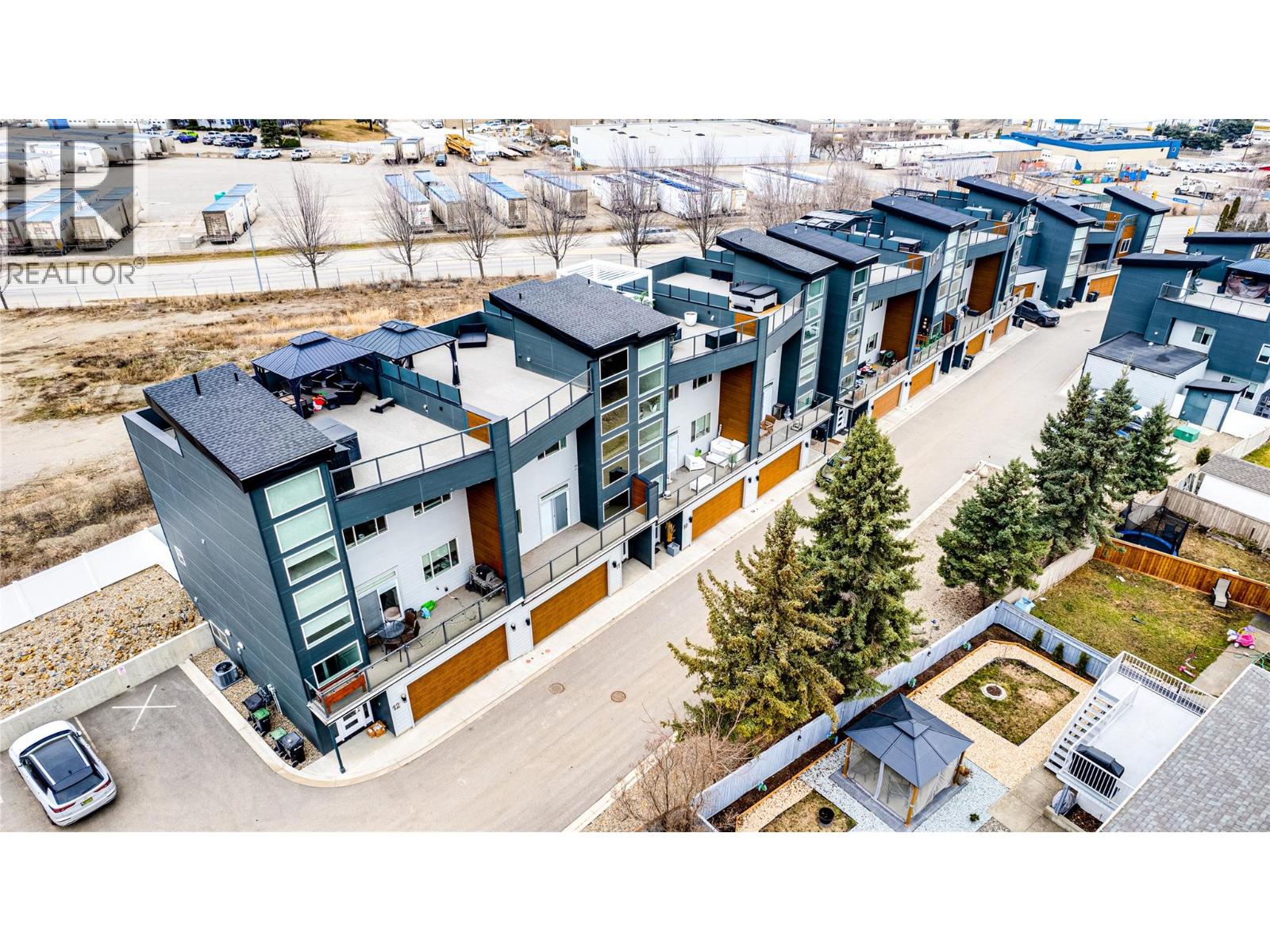 11 1039 Mt. Fosthall Drive, Vernon