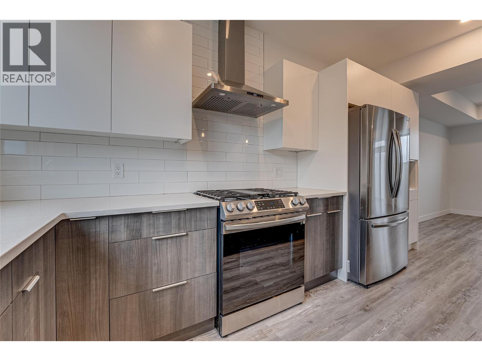 11 1039 Mt. Fosthall Drive, Vernon