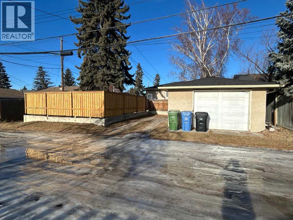 Single Family House Bungalow for Sale in  Milne Drive NE Mayland Heights Calgary 