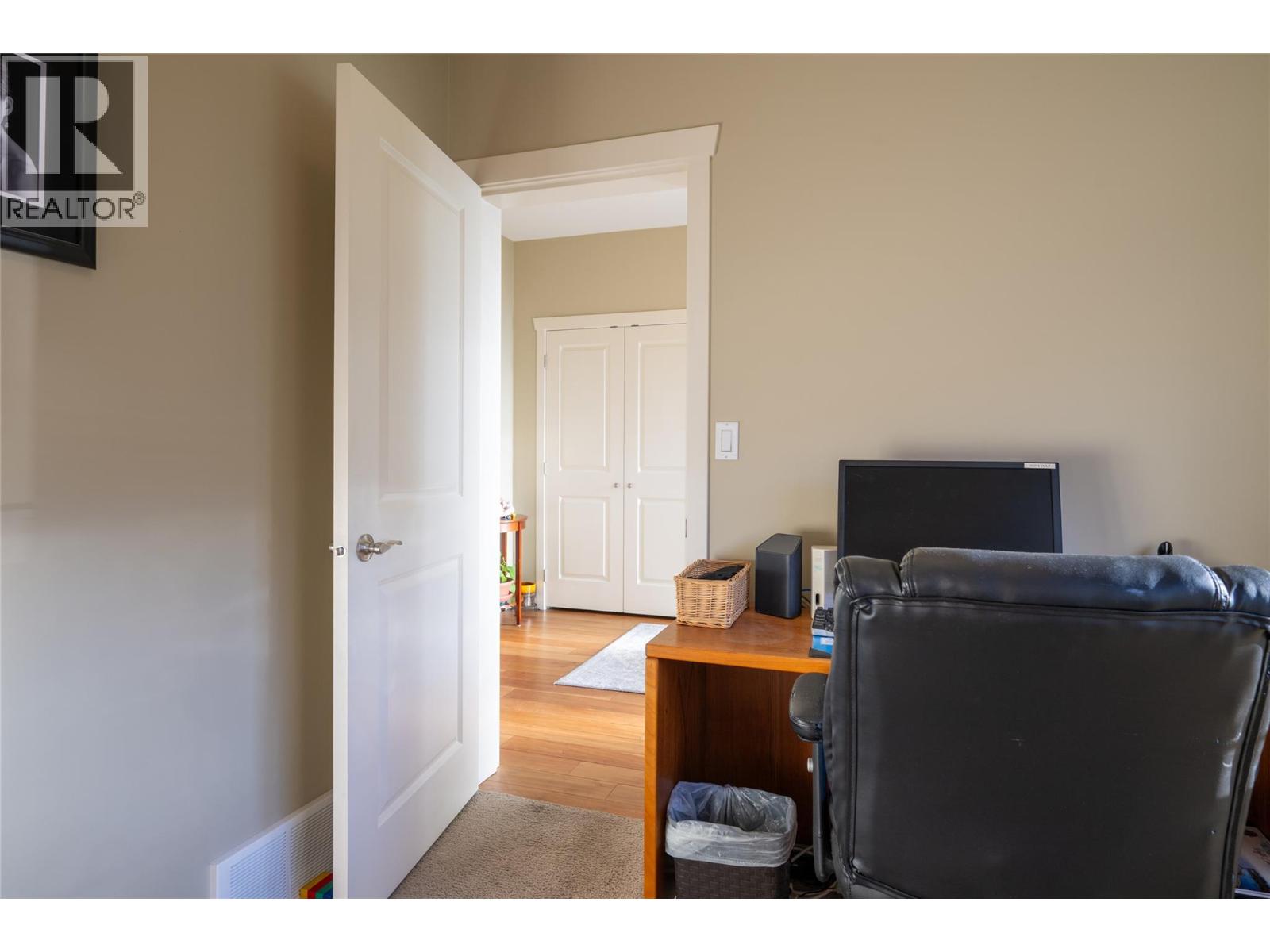 2038 Stagecoach Drive, Kamloops