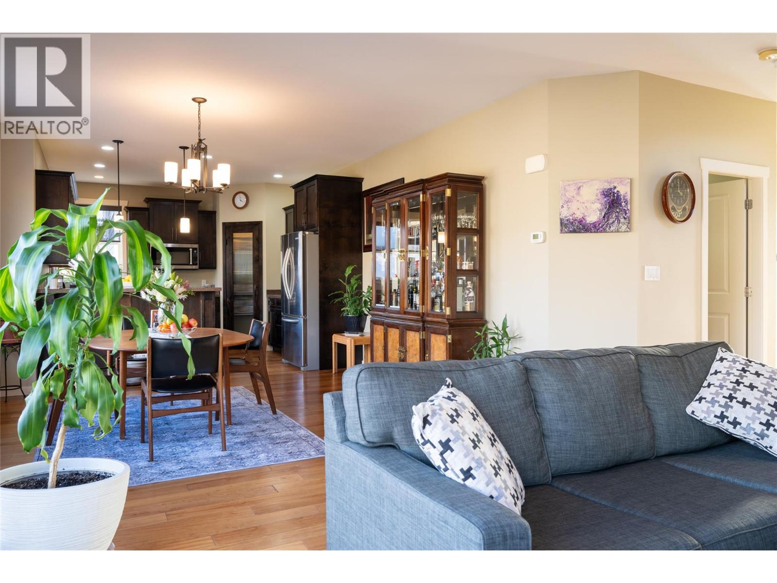 2038 Stagecoach Drive, Kamloops