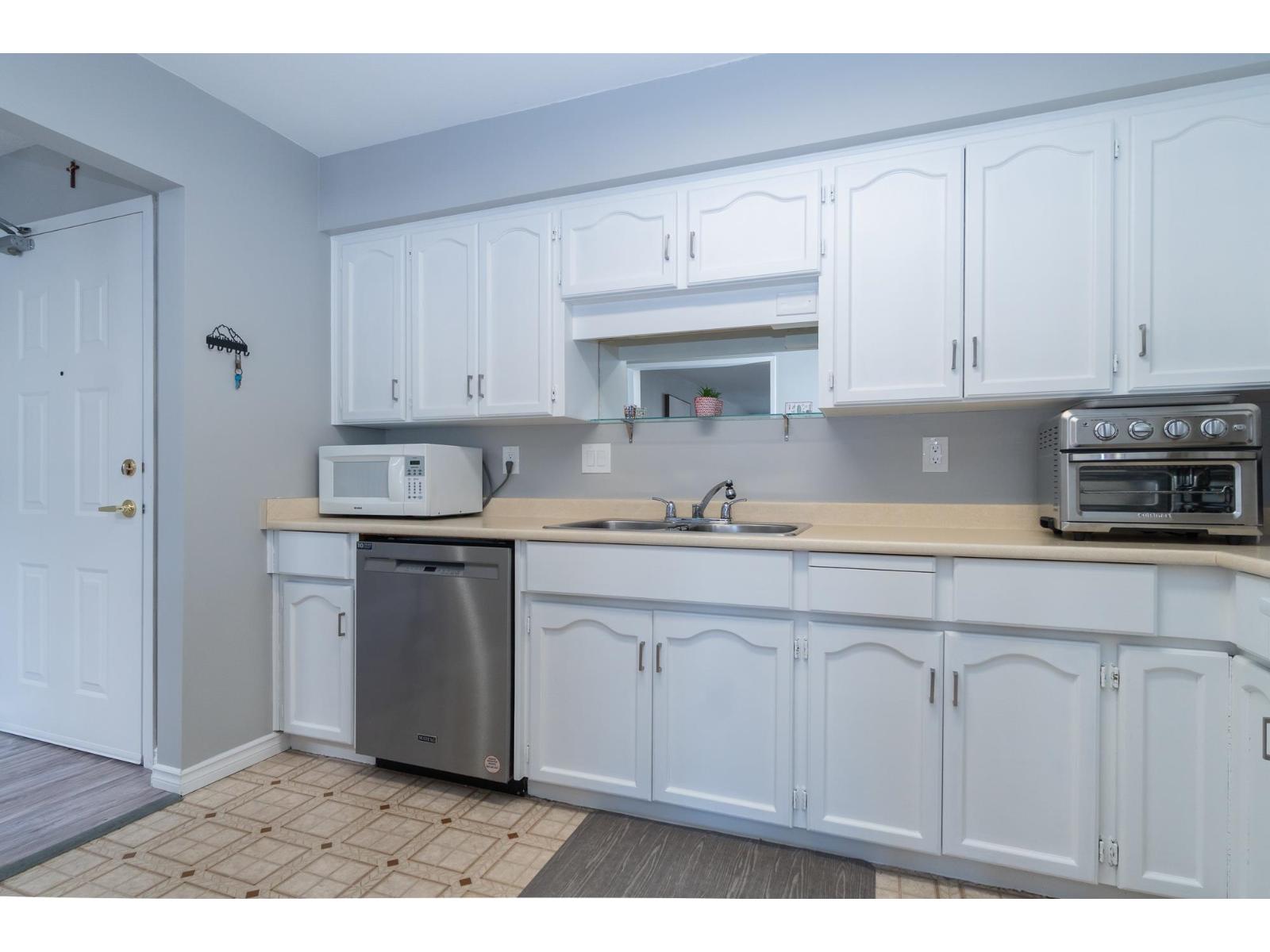 308 8725 ELM DRIVE, Chilliwack Proper South, Chilliwack