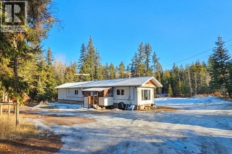 542 KEMP ROAD - 3