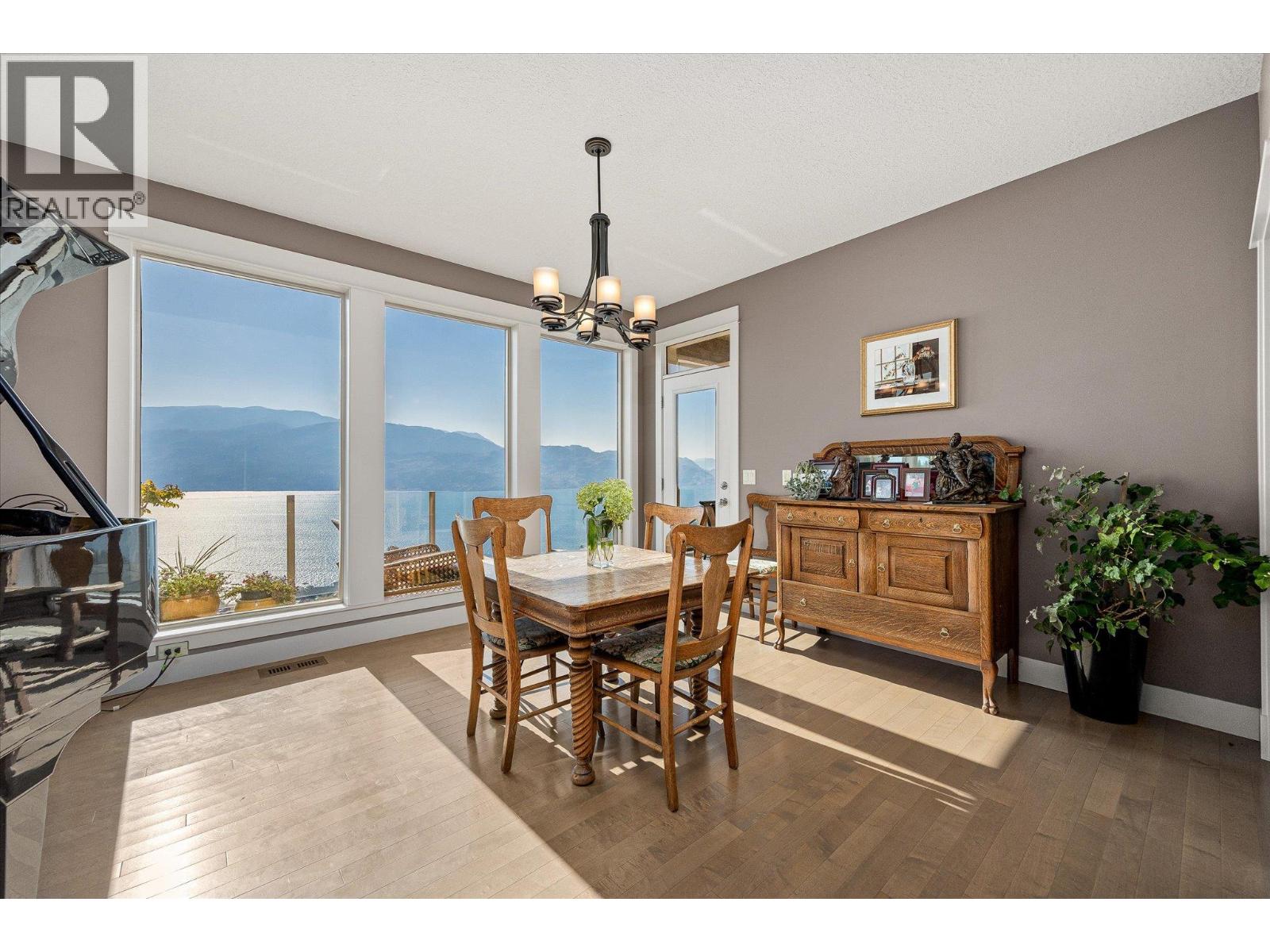 205 5165 Trepanier Bench Road, Peachland
