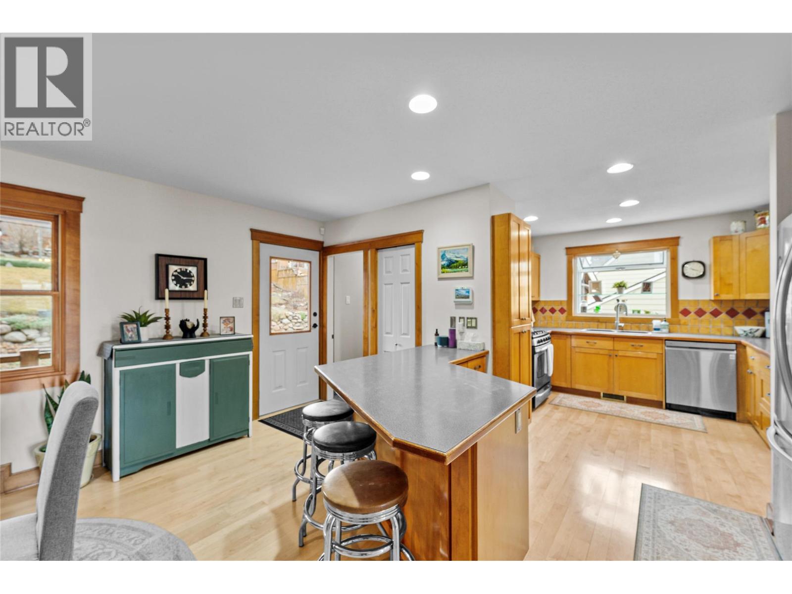  1337 Dominion Crescent, Kamloops