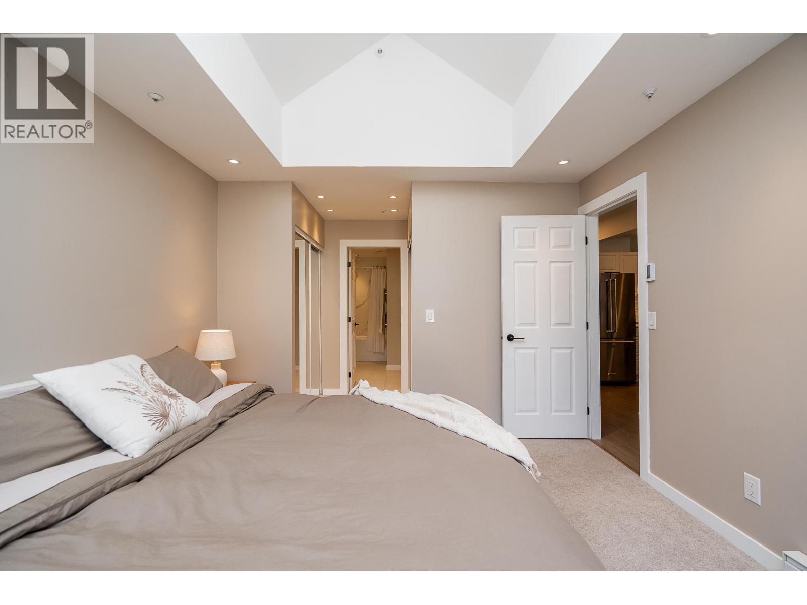 402 12155 191B STREET, Pitt Meadows