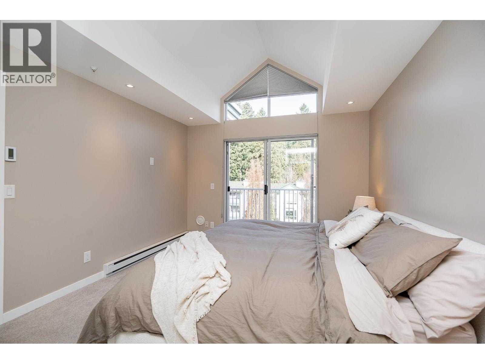 402 12155 191B STREET, Pitt Meadows