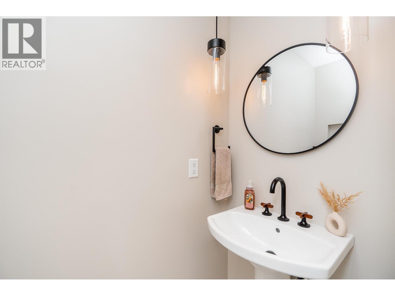 402 12155 191B STREET, Pitt Meadows