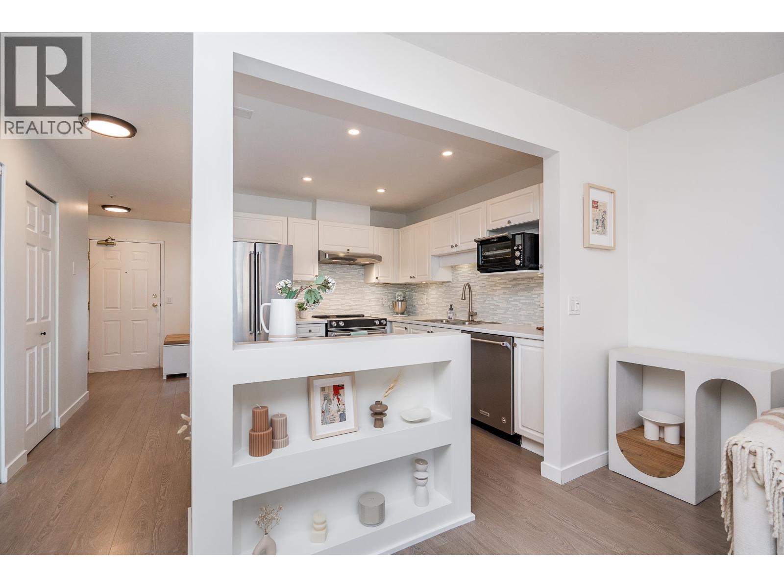 402 12155 191B STREET, Pitt Meadows