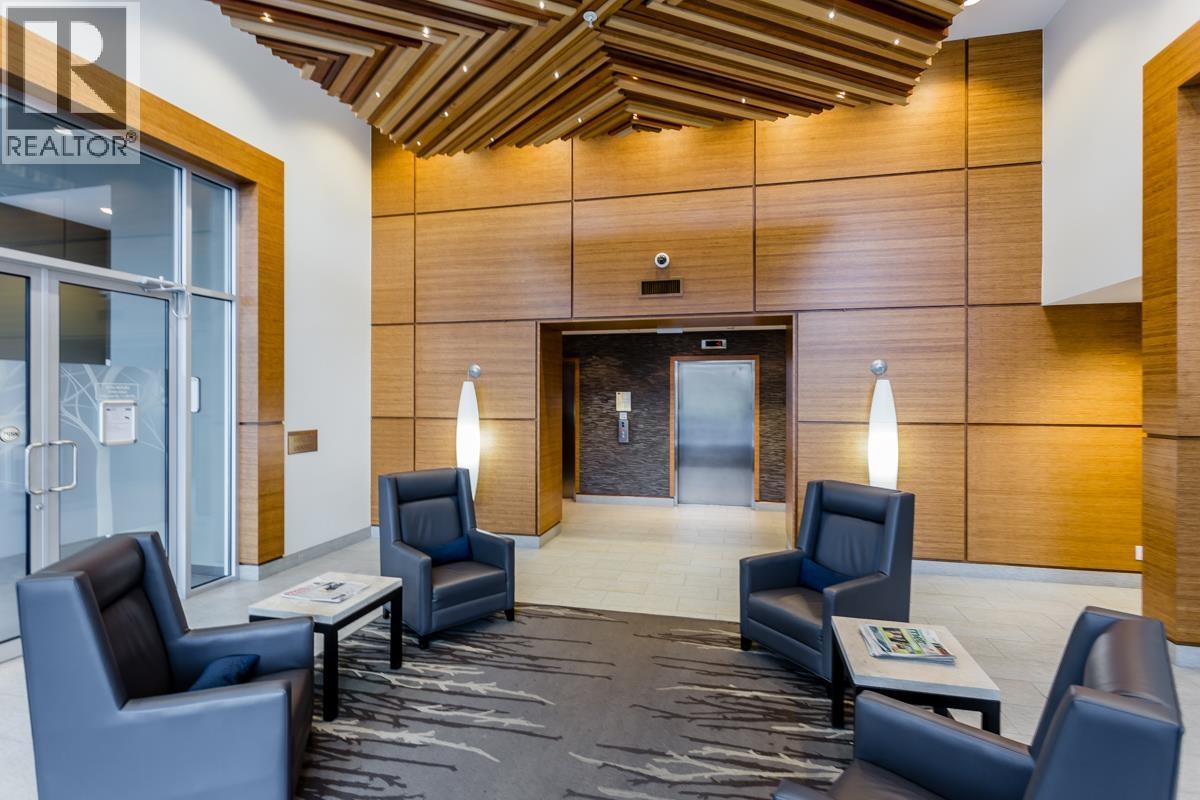 1635 EASTERN AVENUE, North Vancouver