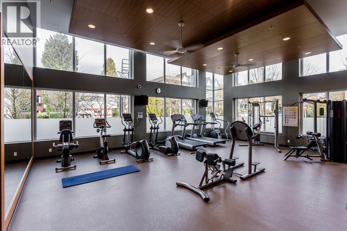 1635 EASTERN AVENUE, North Vancouver