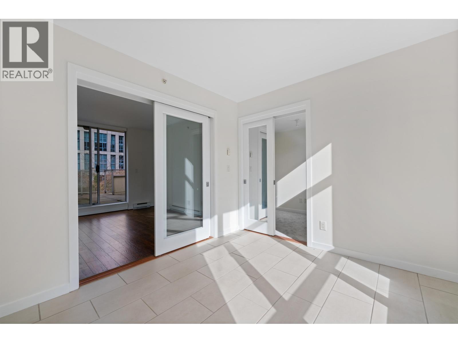 1237 RICHARDS STREET, Vancouver