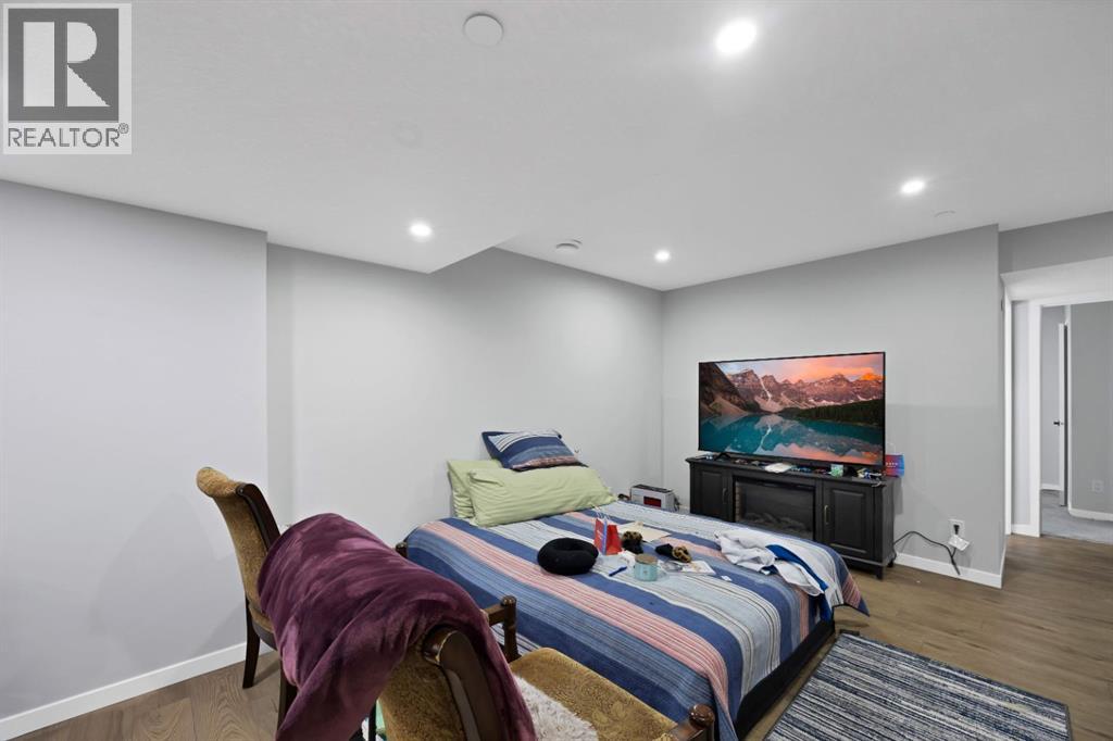 Single Family House for Sale in  Calhoun Crescent NE Livingston Calgary 