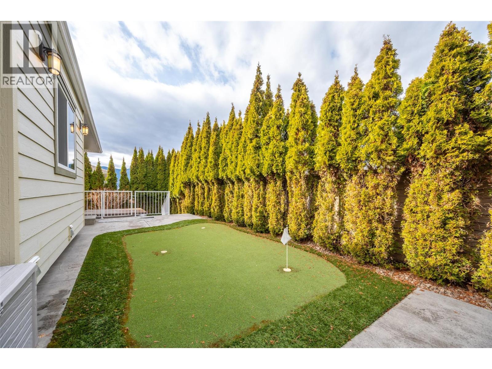 176 170 Stocks Crescent, Penticton