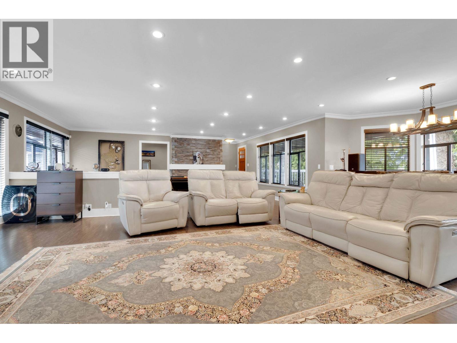 3054 DAYBREAK Avenue - photo 2