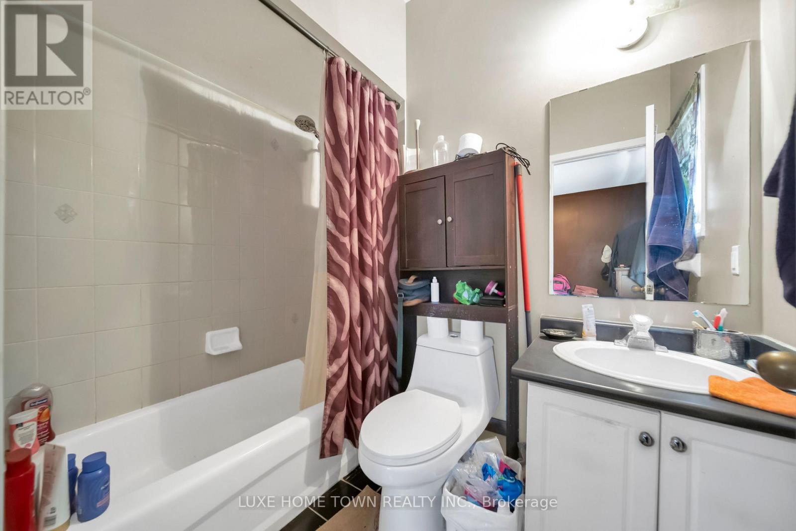 235 VAN KIRK DRIVE - 21
