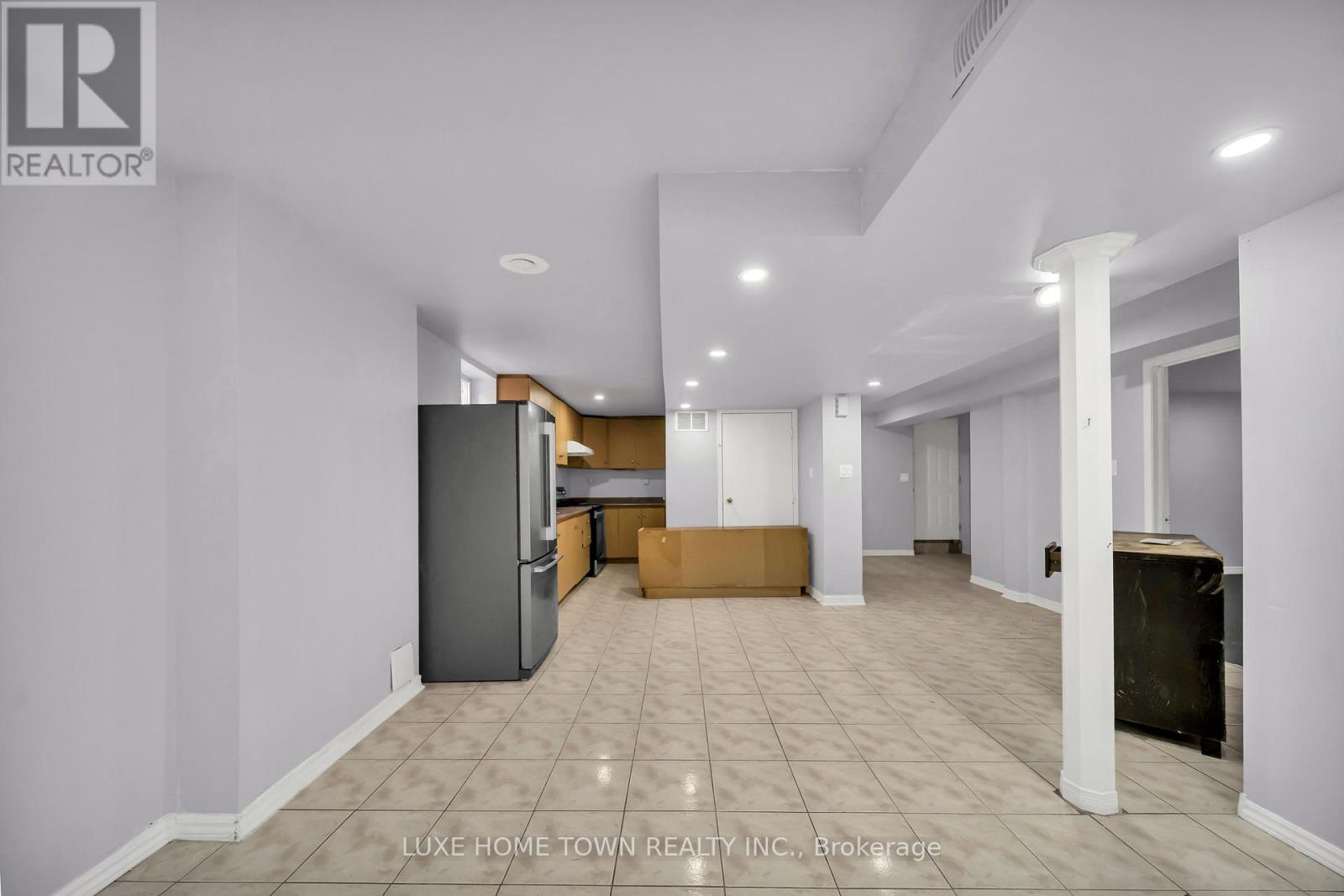 235 VAN KIRK DRIVE - 30