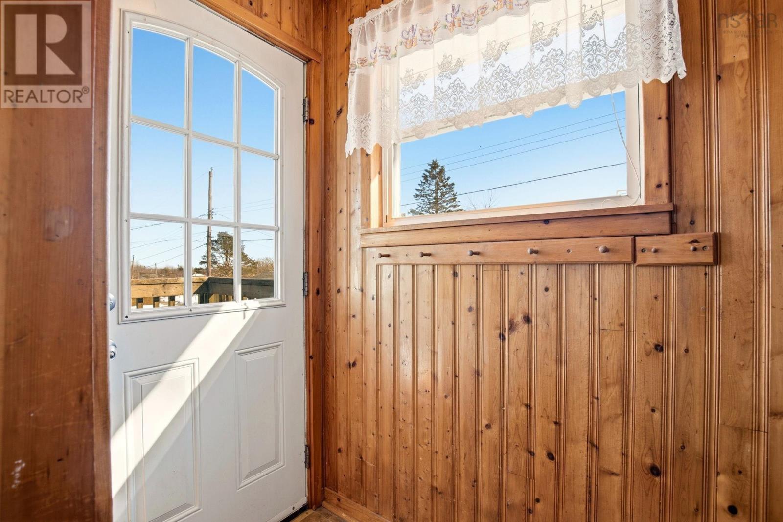 Property 11 of 31 of 12 Estate Drive