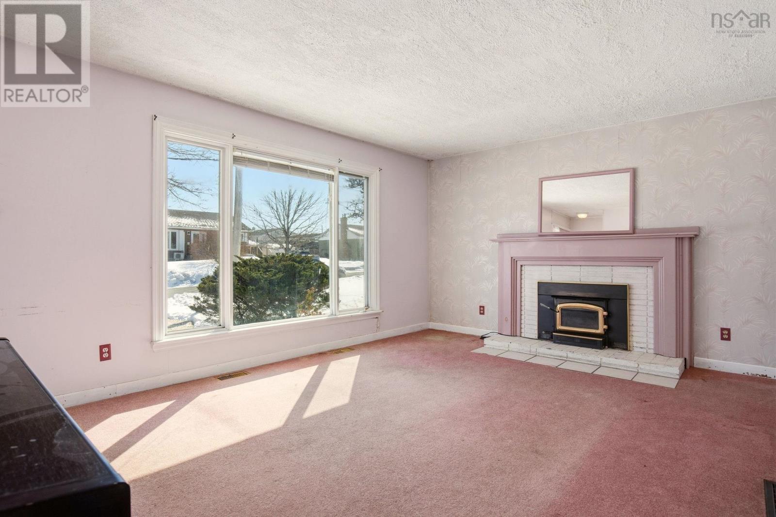 Property 5 of 31 of 12 Estate Drive