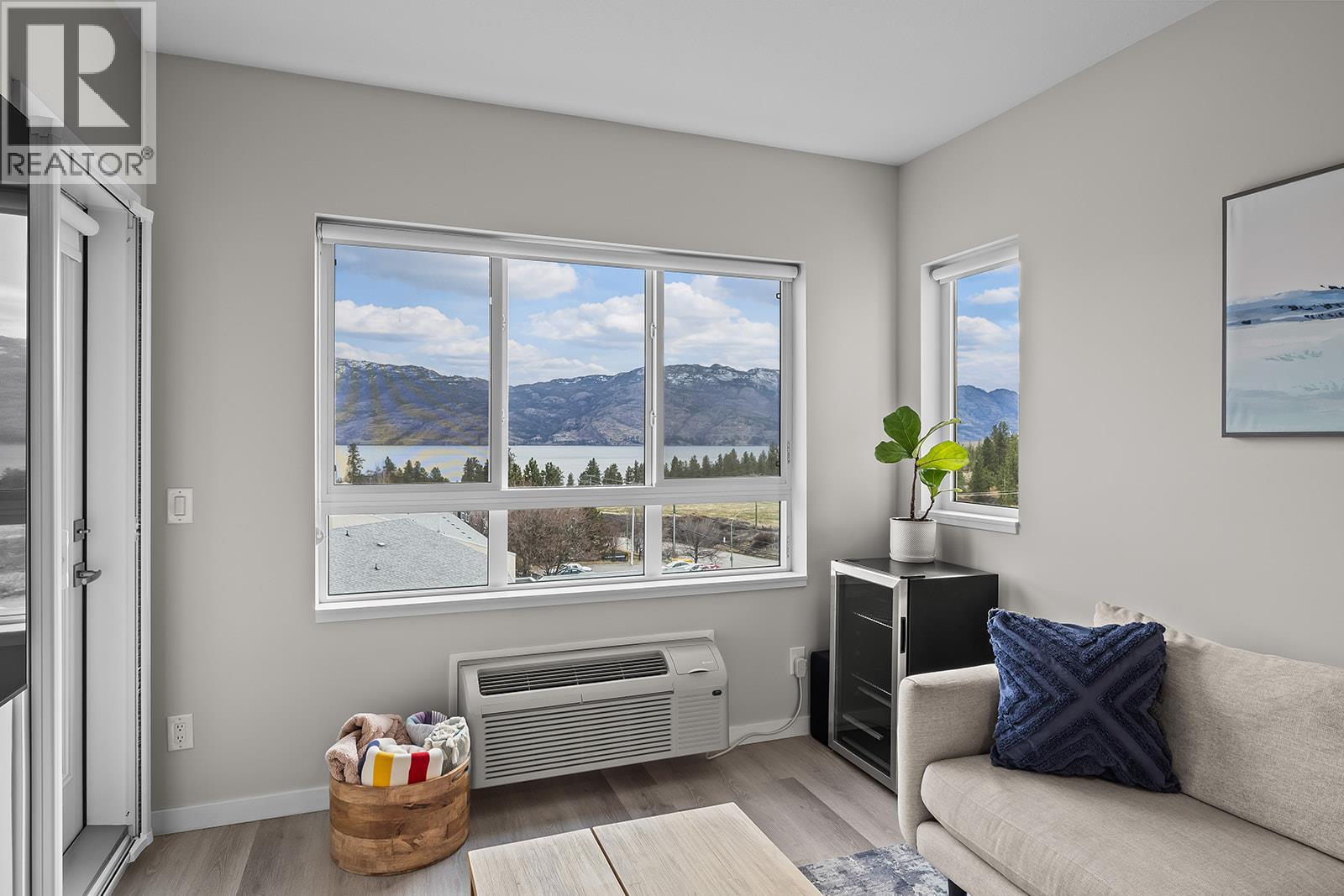 316 2301 Carrington Road, West Kelowna