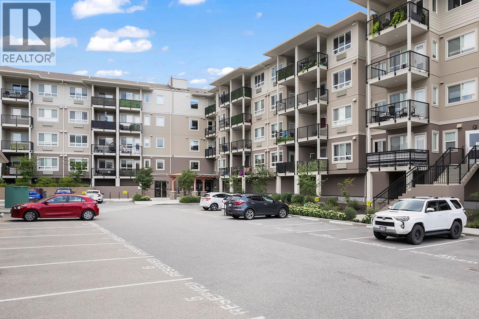 316 2301 Carrington Road, West Kelowna