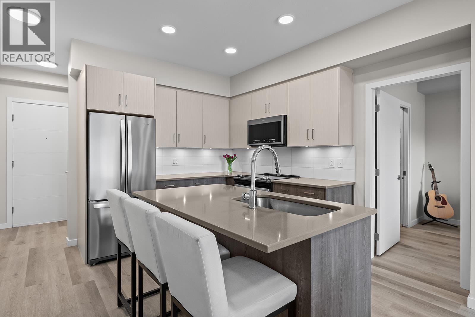 316 2301 Carrington Road, West Kelowna