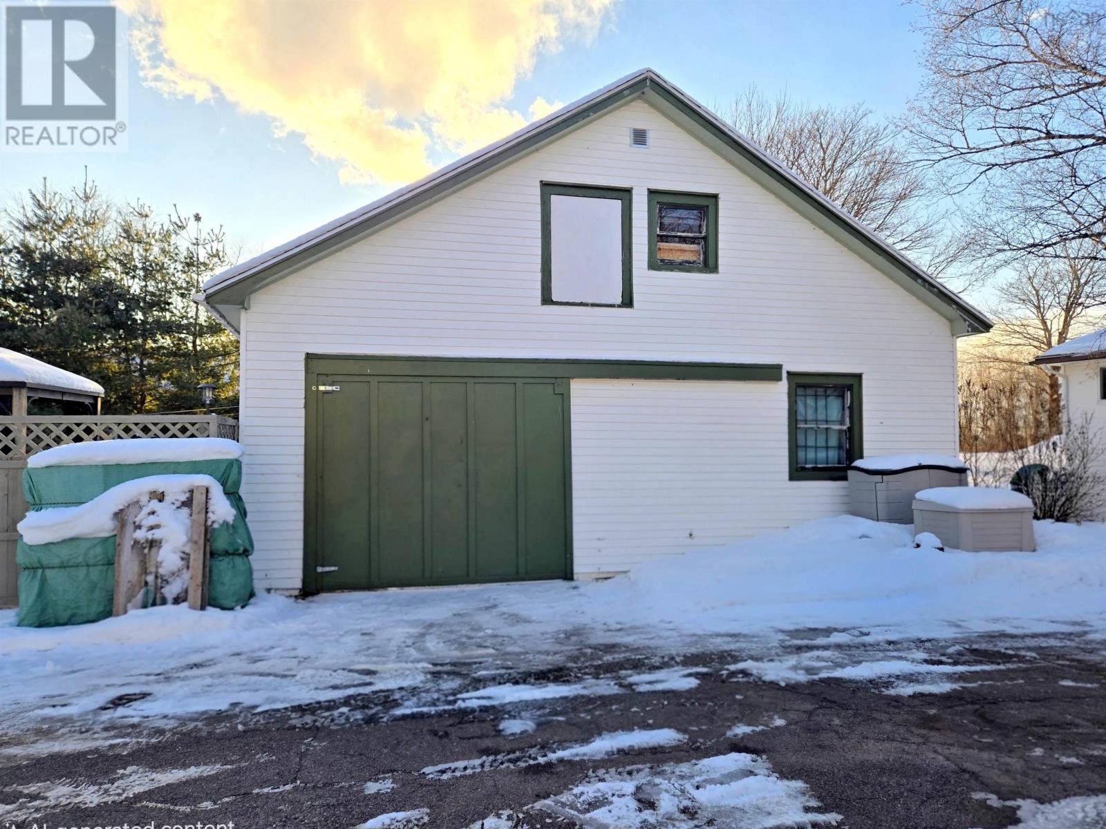 34 Dale Street - Photo 2 of 38, Amherst, Nova Scotia