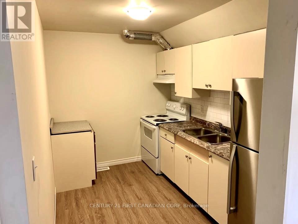 302 EGERTON STREET - 35