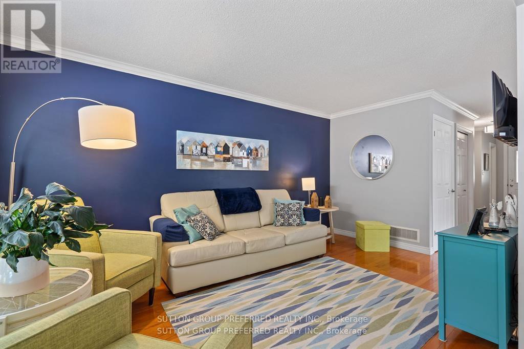 623 THORNWOOD COURT - 10