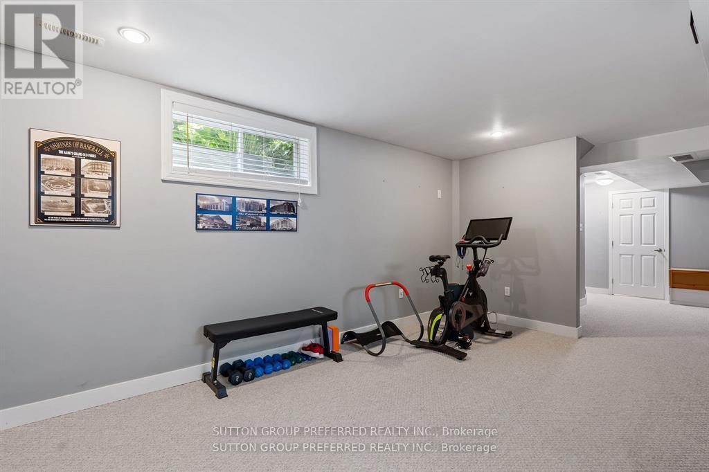 623 THORNWOOD COURT - 34