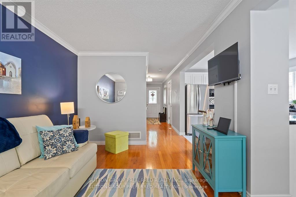 623 THORNWOOD COURT - 9