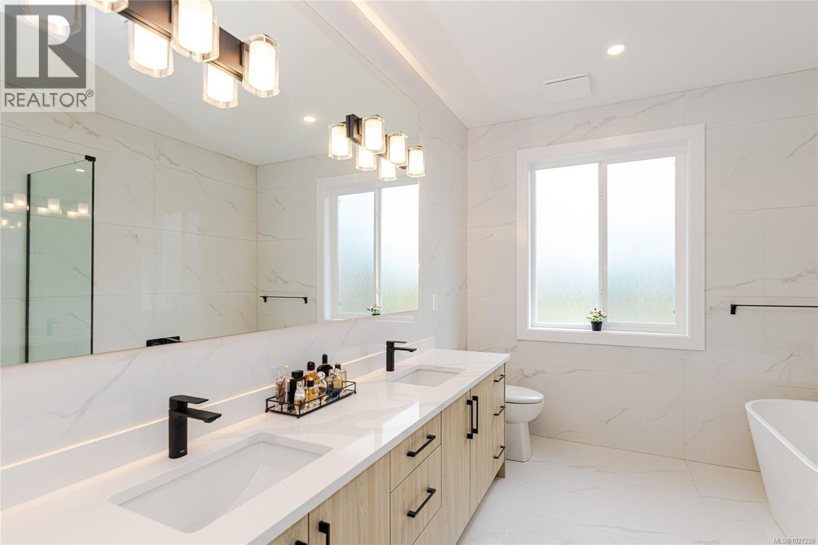  2367 Swallow Place, Langford