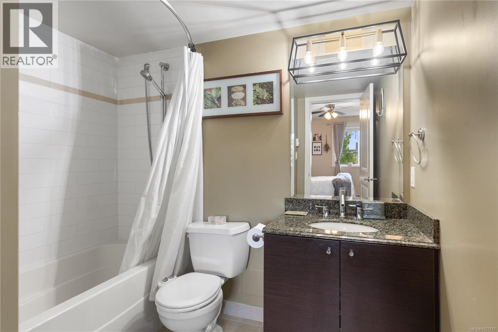 217 1315 Esquimalt Road, Esquimalt